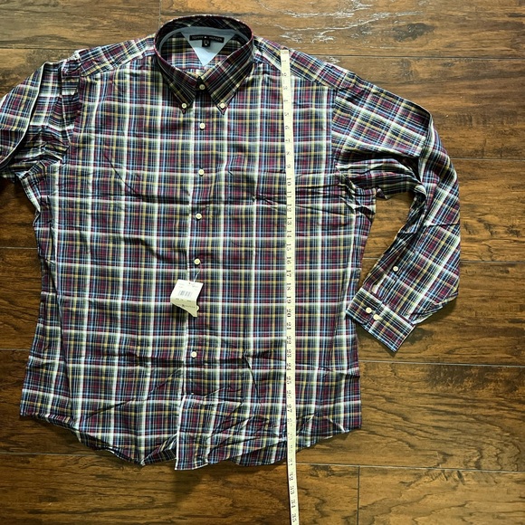 tommy hilfiger plaid button down sz XL - Picture 4 of 5